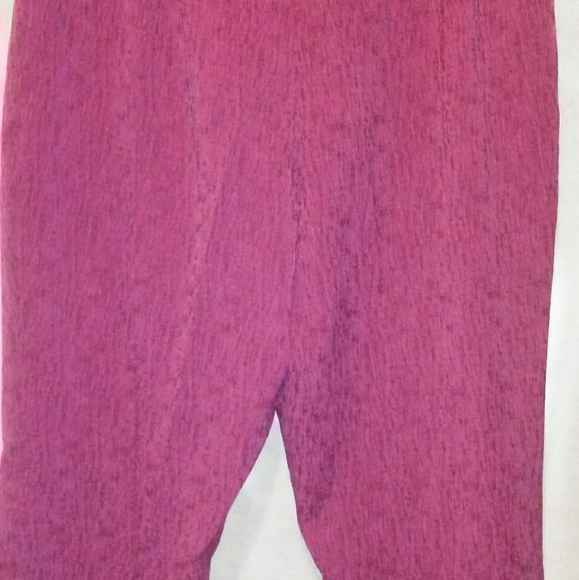 AUTHENTIC | THE ONLY WOMENS BVLGARI SUIT MADE - Picture 4 of 8